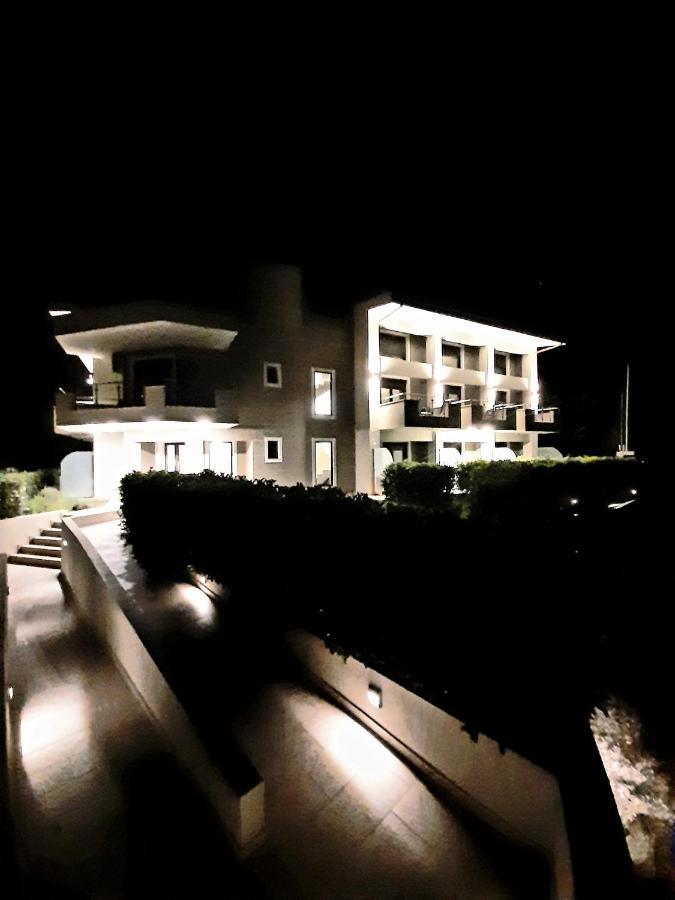Gmare Aparthotel Gerakini Luaran gambar