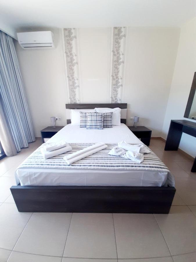 Gmare Aparthotel Gerakini Luaran gambar