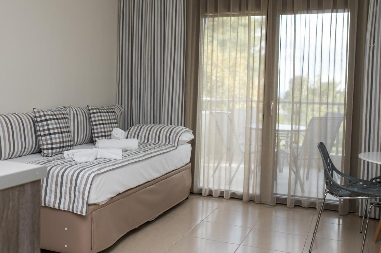 Gmare Aparthotel Gerakini Luaran gambar