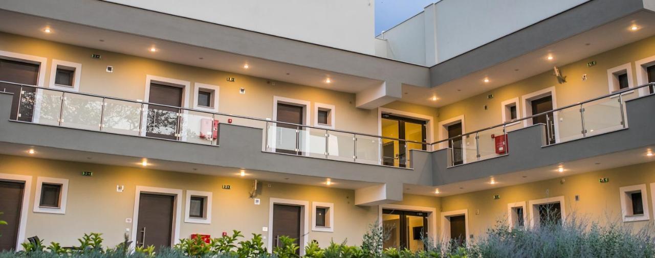 Gmare Aparthotel Gerakini Luaran gambar
