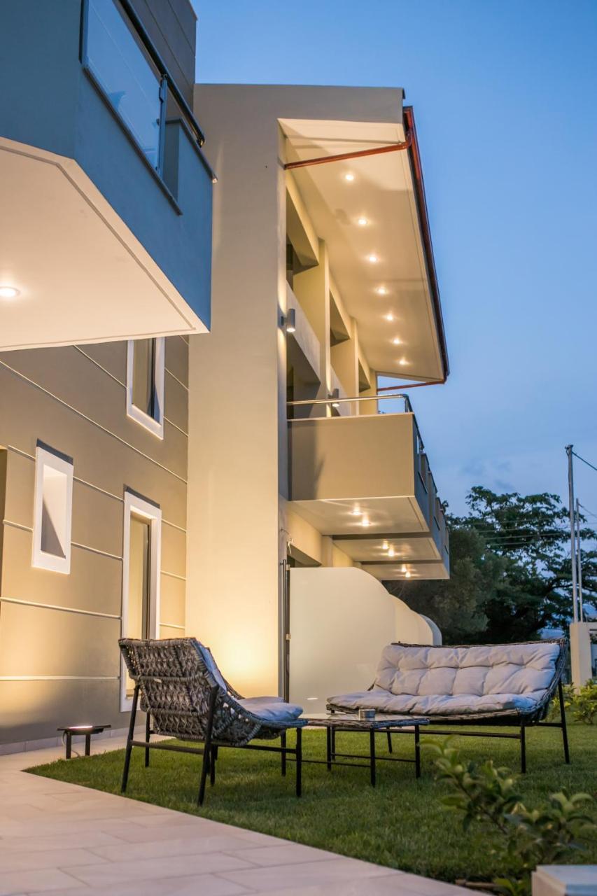 Gmare Aparthotel Gerakini Luaran gambar